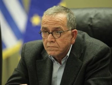 Γ.Μουζάλας: Έκλαιγε από χαρά που έκανε την Ελλάδα... «αποικία» παράνομων μεταναστών (βίντεο)